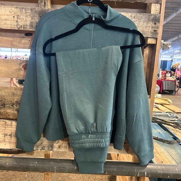 Zenana Outfitters Green Half-Zip Track Jacket and Jogger set. Super Soft. New - Picture 2 of 3